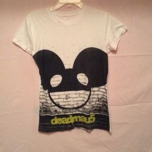 Deadmau5 graphic tee