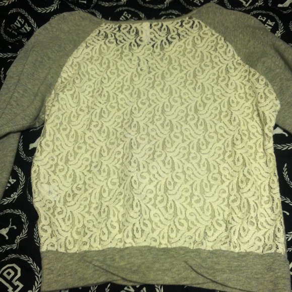 Sweater - Picture 2 of 4