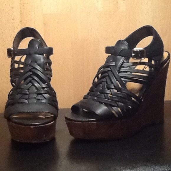 !!HOLD!!Black wedges