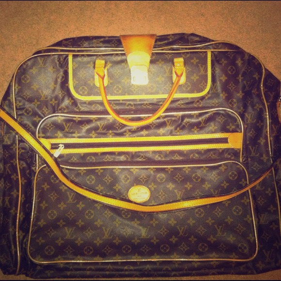 Beautiful Vintage Louis Vuitton Garment Bag