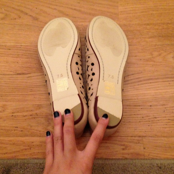 HOST PICK 11/15 Jeffrey Campbell Maisie Flat - Picture 3 of 4