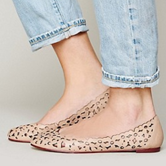 HOST PICK 11/15 Jeffrey Campbell Maisie Flat - Picture 4 of 4