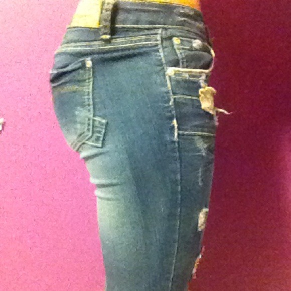 Jeans - Picture 3 of 3
