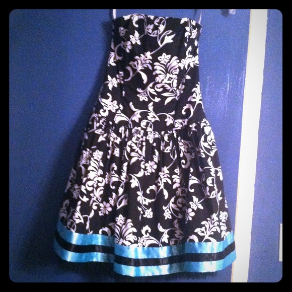 Jessica McClintock short formal floral dress