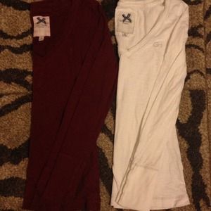 2 Gilly Hicks Long Sleeve