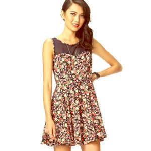 NEW WITH TAGS forever 21 dress size S