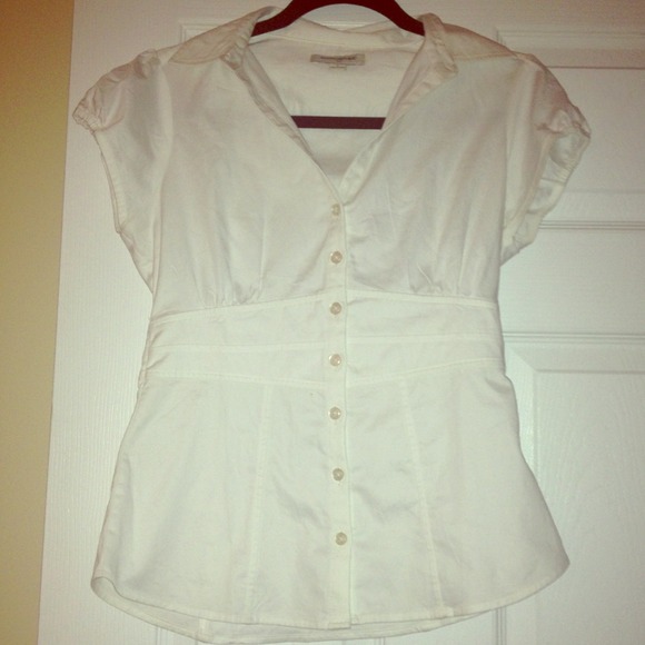 🚫🚫SOLDBanana Republic White Button up