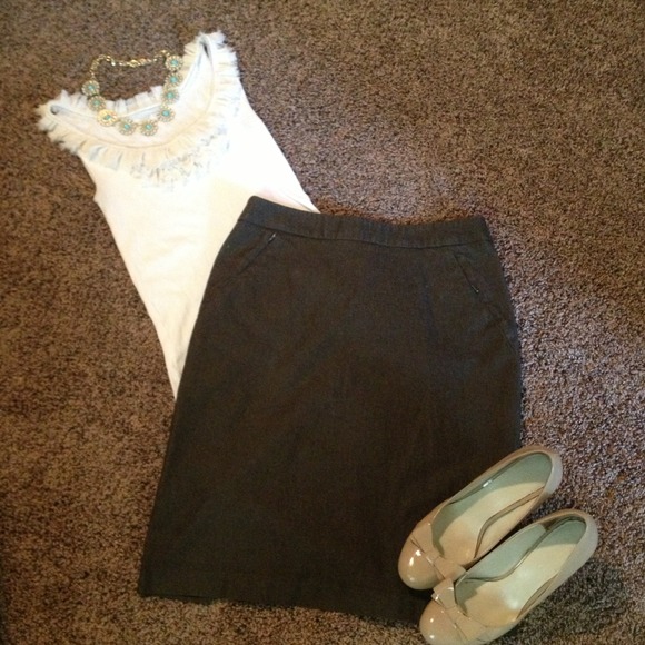 ❎SOLD IN BUNDLE! Brown pencil skirt