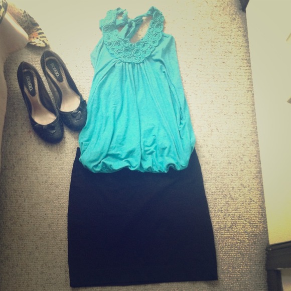Turquoise top