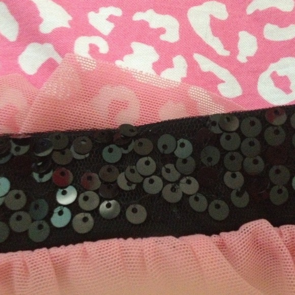 Skirt - Picture 2 of 3