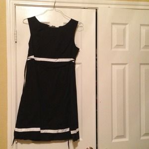 Motherhood Maternity Dress