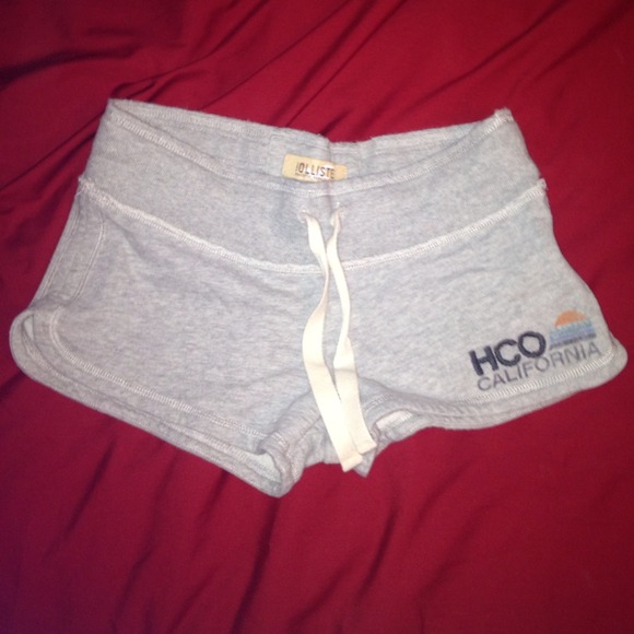 🚫SOLD local🚫Hollister sweat shorts