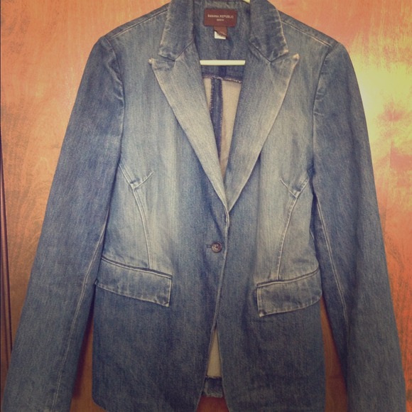 Beautiful Banana Republic denim jacket sz 12
