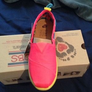 🎀 Brand new kid's Skechers Bobs pink shoes 🎀