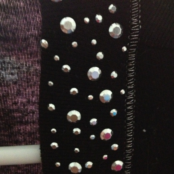 Pullover for tank or tee - Picture 2 of 2