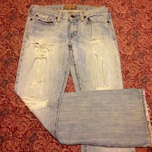 abercrombie and fitch distressed jeans