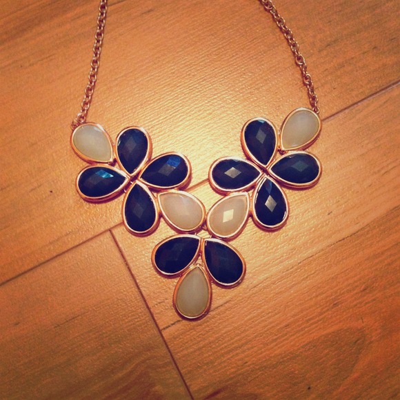 Forever 21 bauble necklace