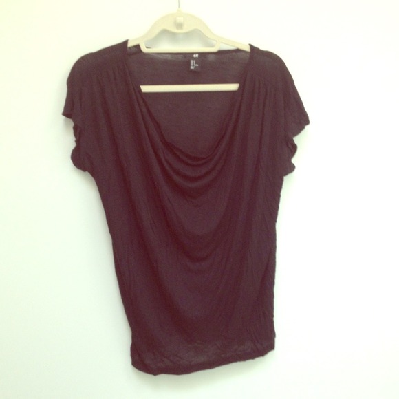 Soft black scoop neck shirt