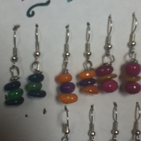 Painted rivers tone earrings