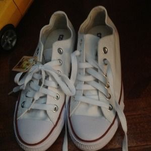 Brand new white converse amandaleahy