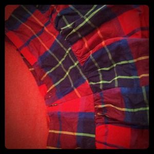 Adorable plaid skirt (:
