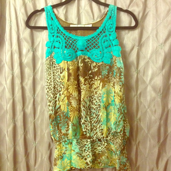 Silk patterned top