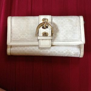 ⚠SOLD⚠Authentic Coach Wallet