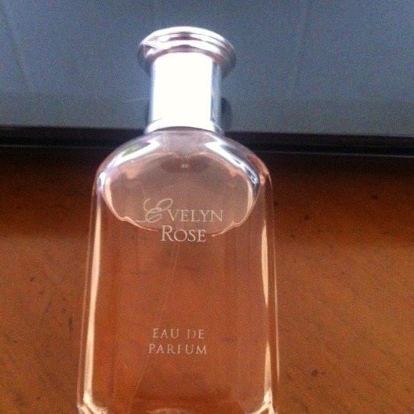 Sold -- sold Evelyn rose, Crabtree