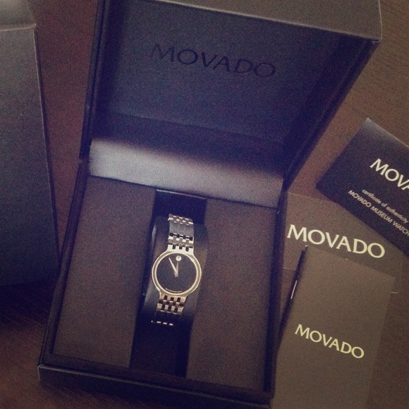 MOVADO WOMEN'S WATCH - Picture 1 of 6