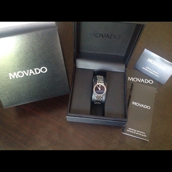 MOVADO WOMEN'S WATCH - Picture 2 of 6