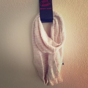 Never worn Steve Madden infinity scarf