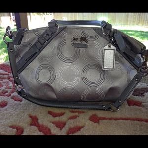 •REDUCED•Coach Silver Handbag with shoulder strap