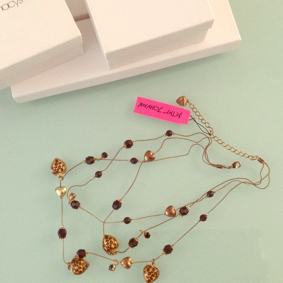 Betsey Johnson heart necklace