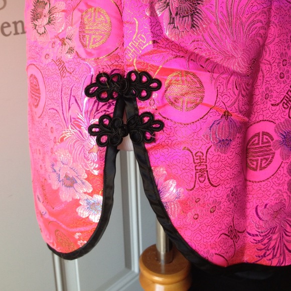 Gorgeous Mandarin Styled Mini Dress - Picture 2 of 4