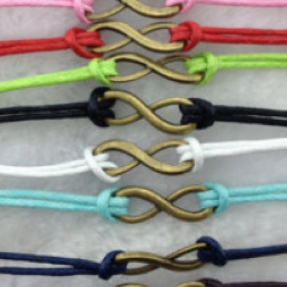 Infinity String bracelets - Picture 2 of 3