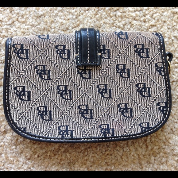 Medium size clutch - Picture 2 of 2