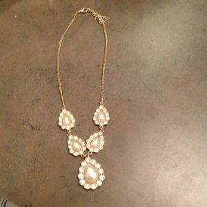 White necklace bundle