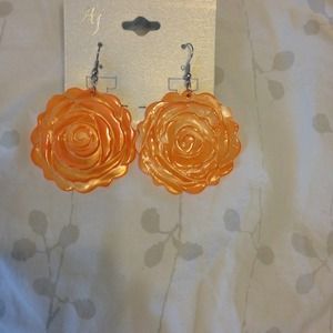 Light orange seashell earrings