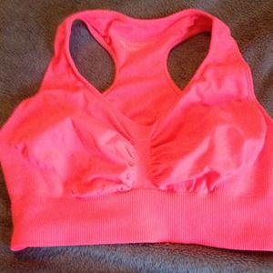 NWOT Mondetta Sports Bra L/XL in Hot Pink
