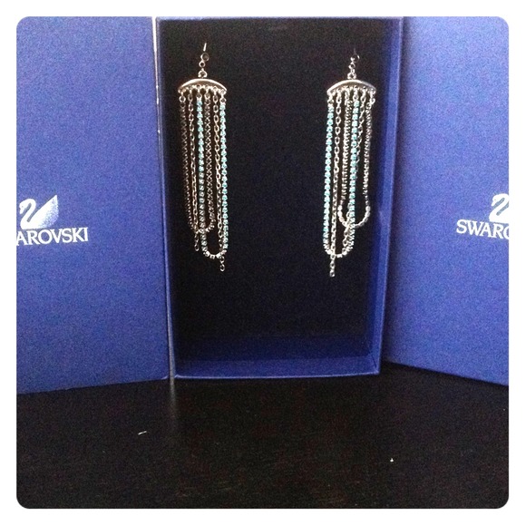 Swarovski drama pierced earrings
