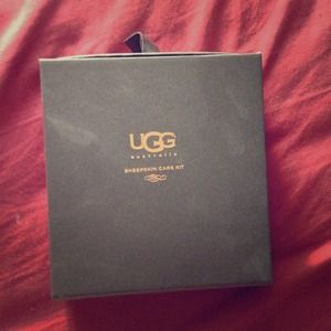 Ugg care kit never used!