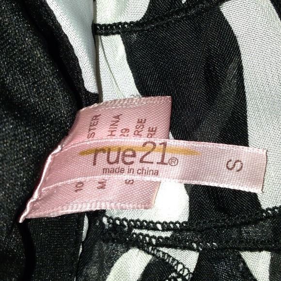 ️Rue 21 tier flow zebra skirt - Picture 3 of 3