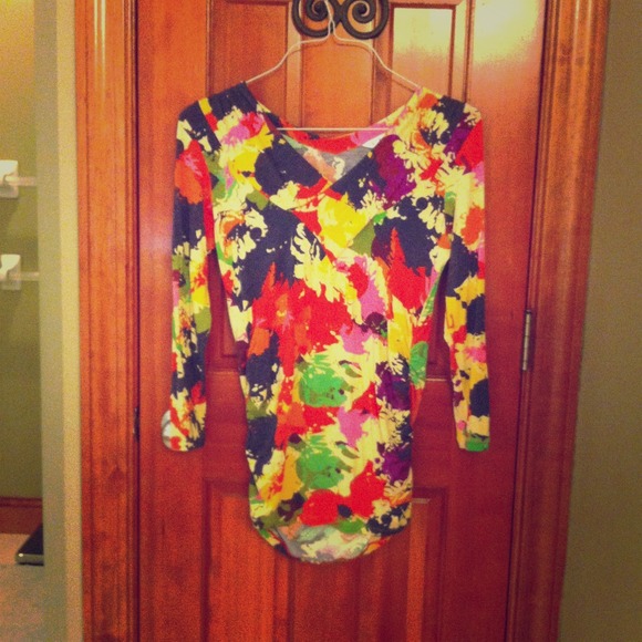 Cabi top
