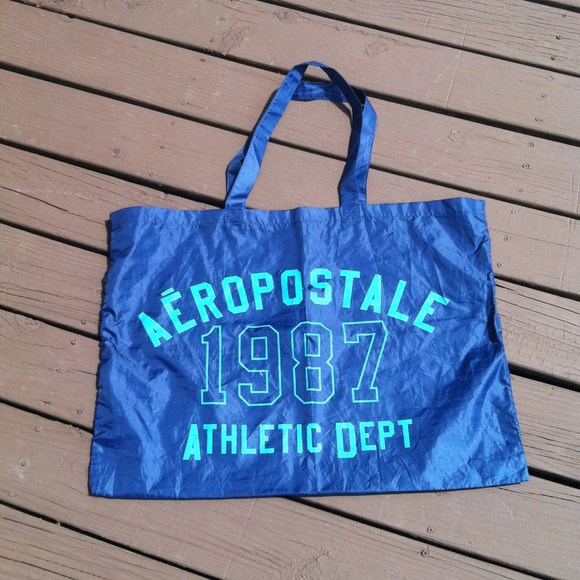 Super cute Aeropostale beach bag!