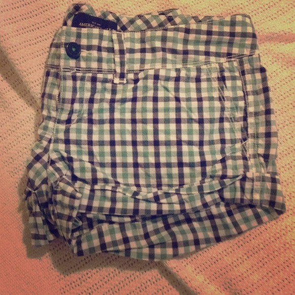 American eagle plaid short