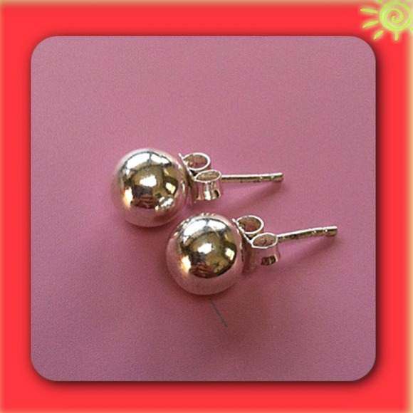 Sold in bundle🌸925 Sterling silver ball posts🌸