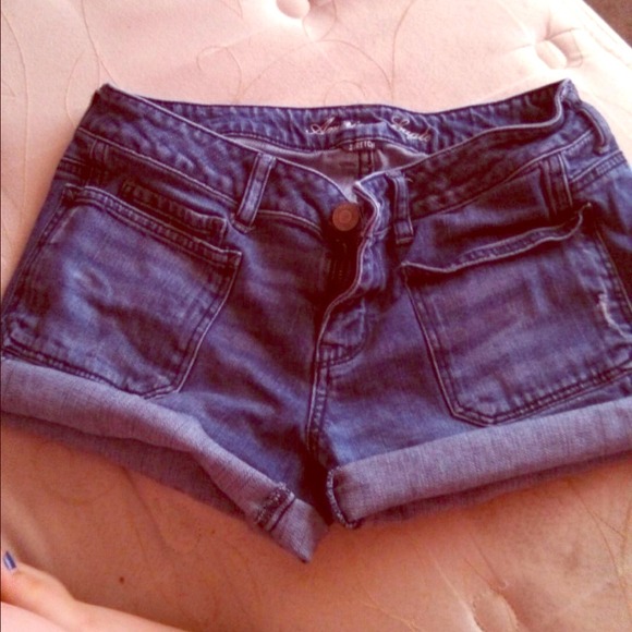 American eagle cut offs Size 11