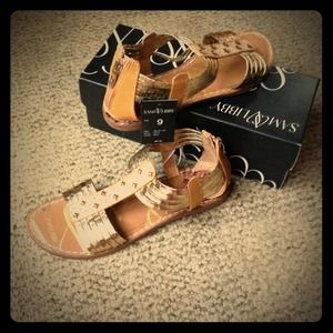 SAM&LIBBY SANDALS