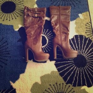 Bakers women's knee high boots with platform look