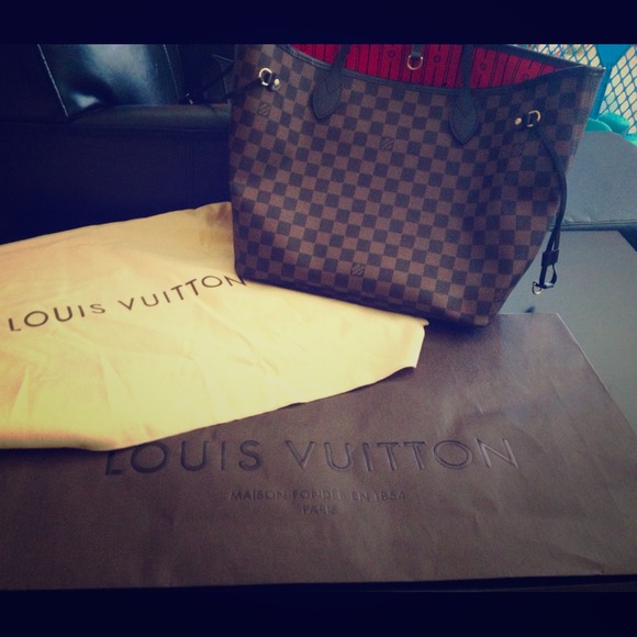 Authentic LV Damier Neverfull PM